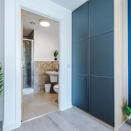 Lux Livin' Apartments - Luxury 5 Bed Apartment Manchester City Centre Exterior photo