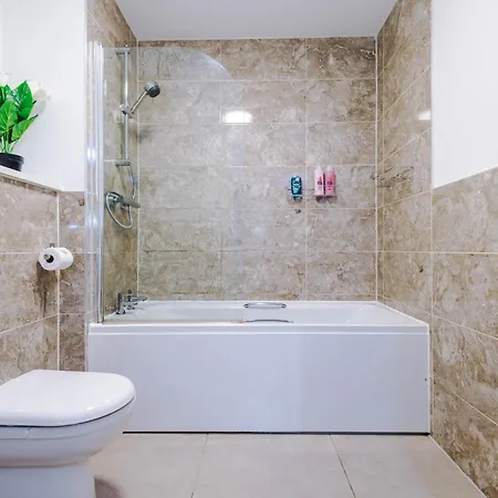 Lux Livin' Apartments - Luxury 5 Bed Apartment Manchester City Centre Exterior photo
