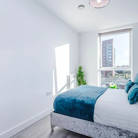 Lux Livin' Apartments - Luxury 5 Bed Apartment Manchester City Centre Exterior photo