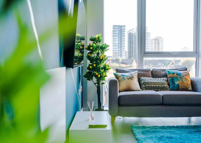 Lux Livin\' Apartments - Luxury 5 Bed Apartment Manchester City Centre